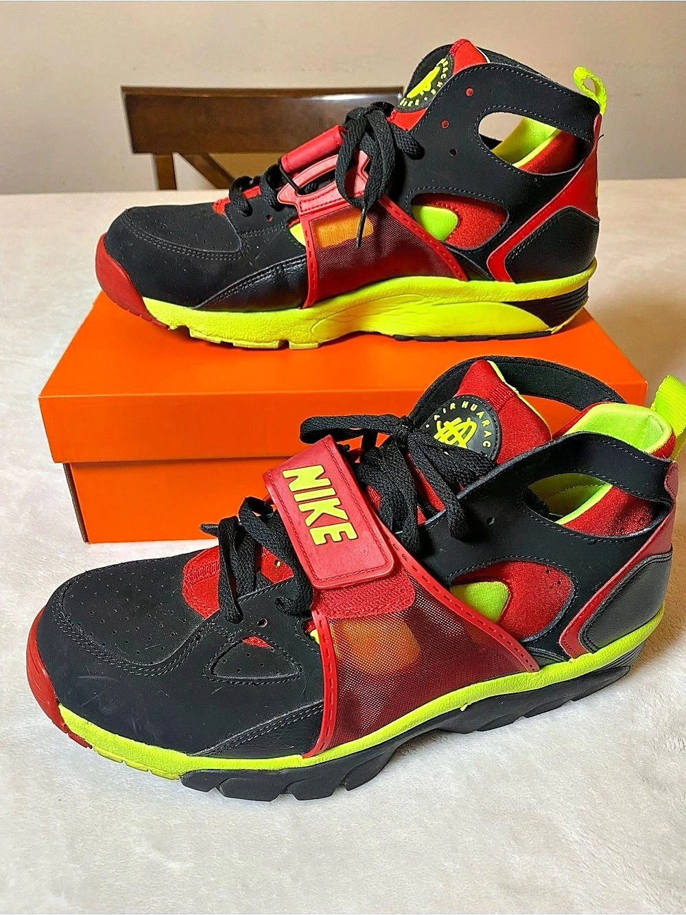Nike Air Raid Air Sneakers Black & Red US 12 Like New